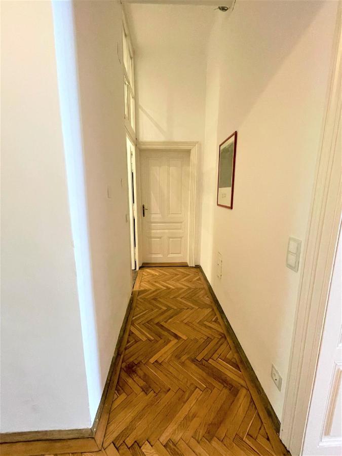 King Apartments | Contactless Check-In Відень Екстер'єр фото